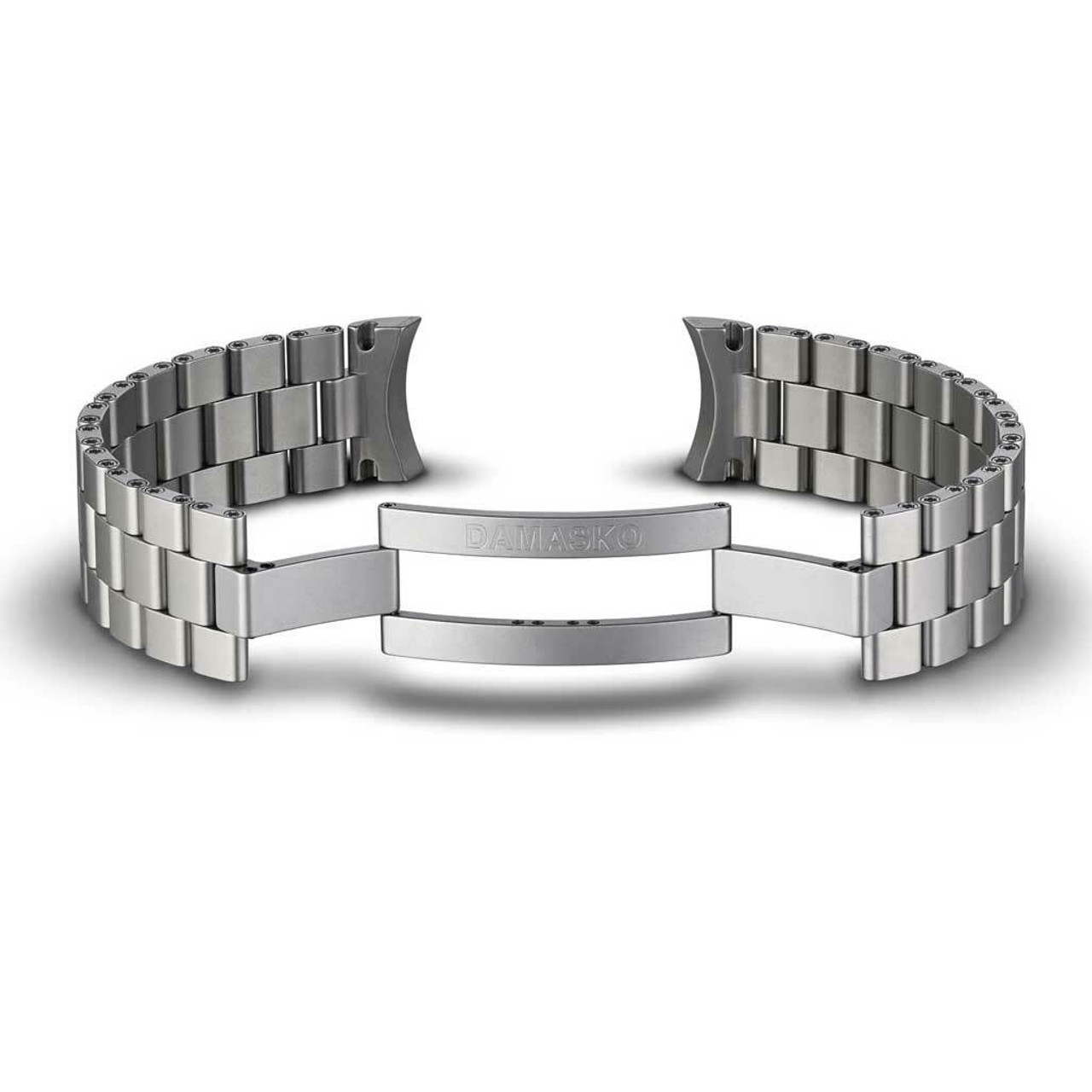 Damasko Ice-Hardened Stainless Steel Bracelet #DS3X-Steel (Curved End, 20mm) Questions & Answers